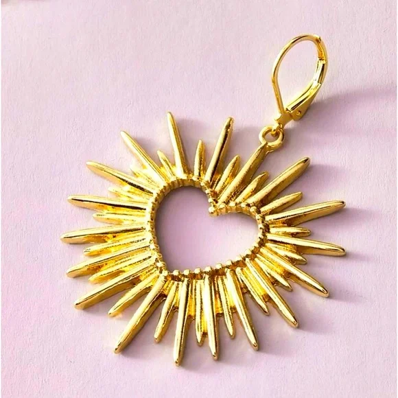 [GOLD]✨⭐️Starshine⭐️✨ Heart Glamour Dangle Drop Statement Earrings - Picture 6 of 13